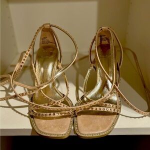 J Lo heels size 7